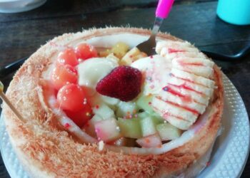 Alooha Coconut Ice Cream, es krim padang, kuliner padang