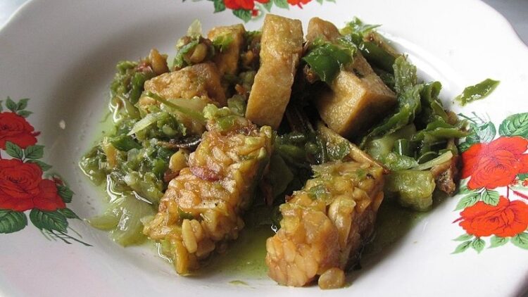 Makanan orang sumatera, makanan orang minang, kebiasaan makan minang, kebiasaan makan